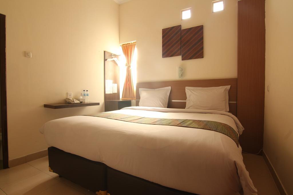 Hotel Pules Yogyakarta Ruang foto